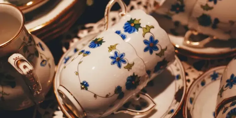 Une édition spéciale "mobilier de jardin et céramique” aux Dimanches du Peyrou à Montpellier
