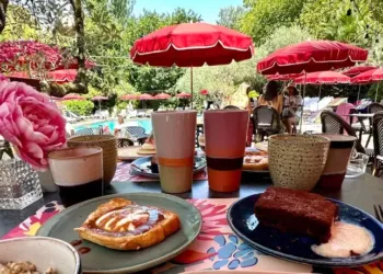 La Grande-Motte : le dimanche, c’est brunch and pool au Prose