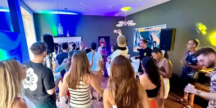 Montpellier Un Dimanche Electrodans Un Salon De Coiffure