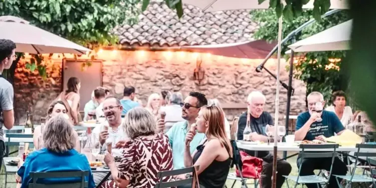 Une Color Party à la guinguette du Haut-Lirou