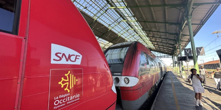 Les trains et cars régionaux  liO gratuits pour les 12/26 ans en Occitanie