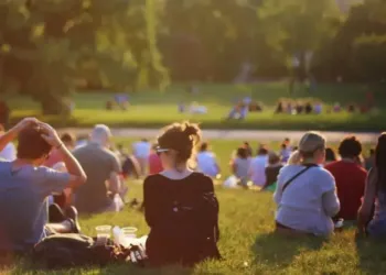Montpellier : une garden party étudiante dans le parc Boutonnet