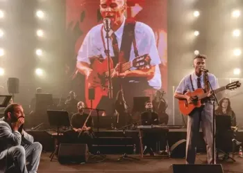 Asaf Avidan en concert au Corum