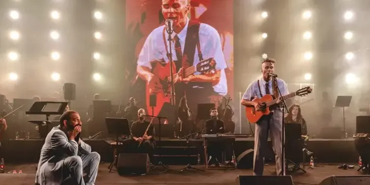 Asaf Avidan en concert au Corum
