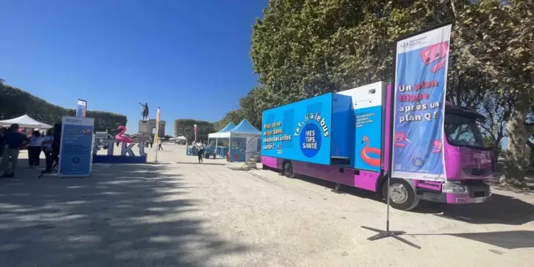 Le Bus Mes Tips Sante Fait Etape A Montpellier Pour Accompagner Les Jeunes Sur Leur Sante