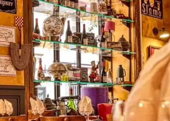 Bon plan : le Bouchon St Roch refait sa déco et t’invite à chiner ses trésors à Montpellier