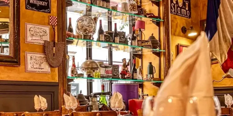 Bon plan : le Bouchon St Roch refait sa déco et t’invite à chiner ses trésors à Montpellier