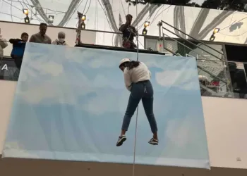 Vivez une descente en rappel de 10m de hauteur au Polygone Montpellier