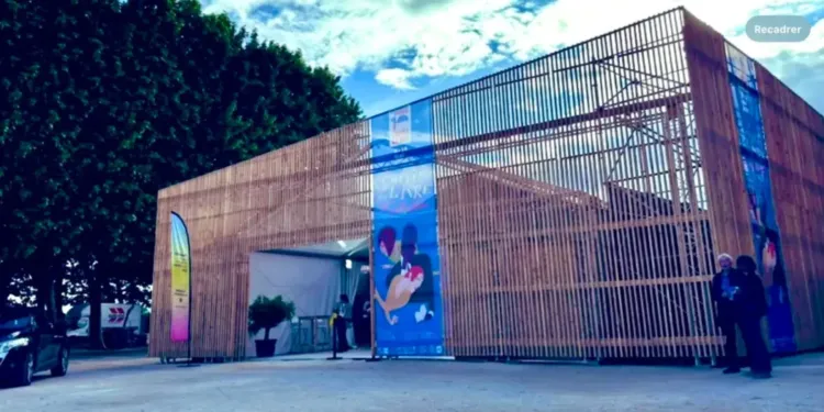 La Comédie du Livre pose encore ses bouquins au Peyrou