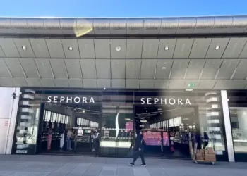 Arc-en-ciel de beauté avec Sephora à la Pride de Montpellier