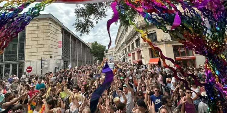 Une Marche des Fiertés toujours aussi festive et colorée à Montpellier