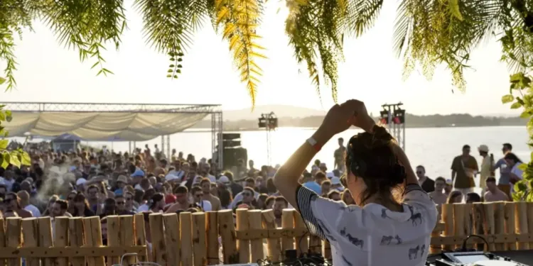 Lost in Laguna va te faire jumper durant 11 heures !