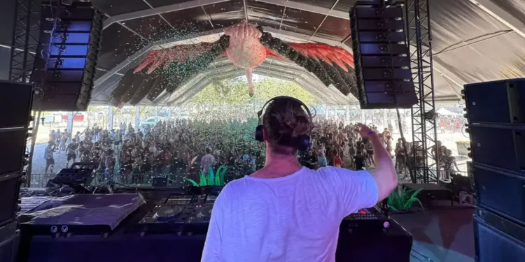 Family Piknik : Carl Cox, Vintage Culture b2b Anna et Miss Monique prêts à vous faire danser