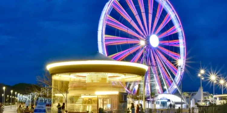 Elle tourne la grande roue à La Grande Motte