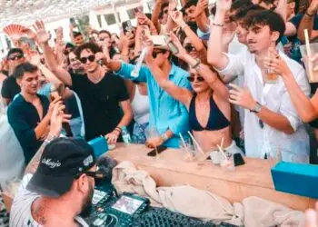 Moojo en live à la Closing Party de la Voile Bleue
