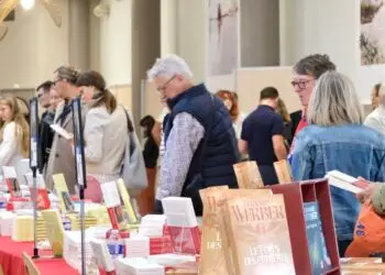 La Grande Motte : le salon du livre tourne la page au Palais de Congrès
