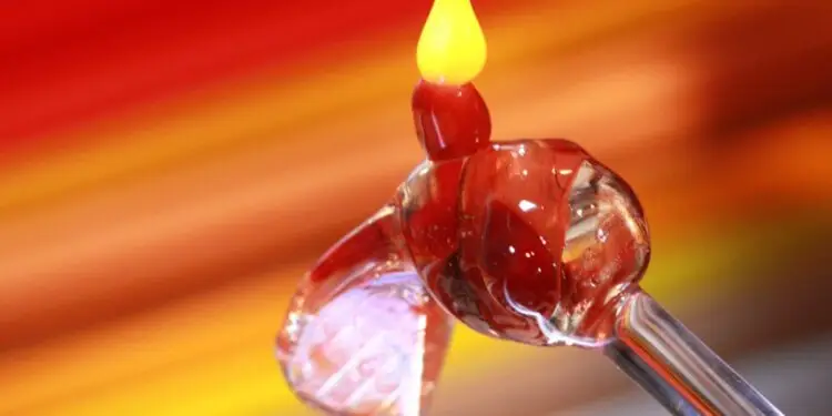 Claret : la 3ᵉ Biennale du Verre s'installe au cœur du Grand Pic Saint-Loup