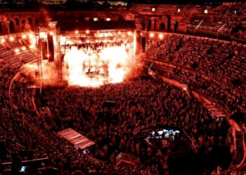 Christophe Maé enflammera les Arènes de Nîmes en 2026 
