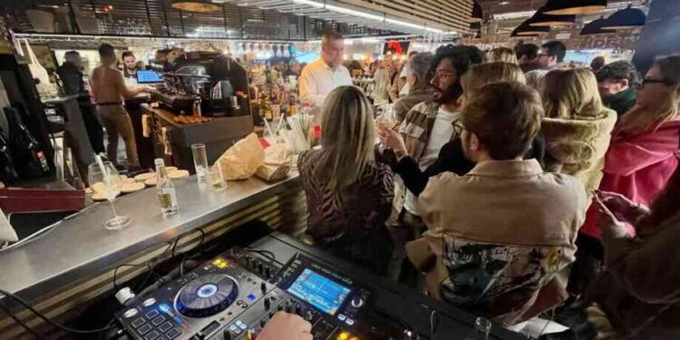La première soirée Comedy Club aux Halles 610 de Jacou