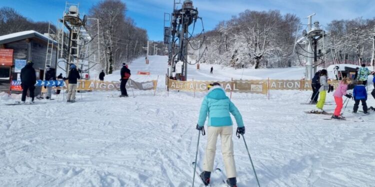 Alti Aigoual : ouverture des pistes de ski alpin pour ce week-end de vacances