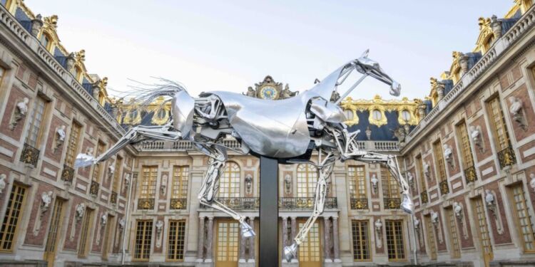 Zeus : le cheval métallique des JO s'invite à Montpellier