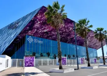 La Dame de Pierre : une fresque historique à la Sud de France Arena 
