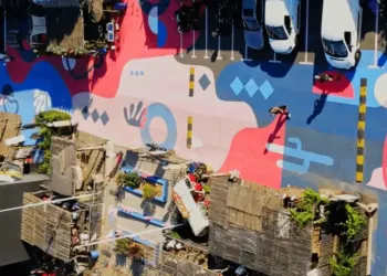 Grande nouveauté au Marché du Lez : une fresque colorée au sol