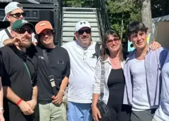 Le rappeur Carbonne passe sa journée au Fise