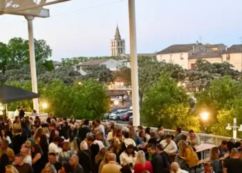 Lunel : Á vos agendas gourmands pour la terrasse des arènes