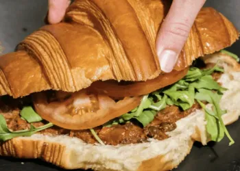 À Antigone, le croissant de Martin Brossard n’a peur de rien