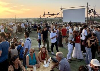 Les danses latines s'invitent sur le rooftop du Corum