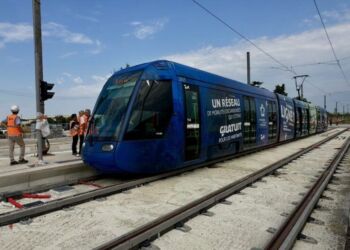 Extension Ligne 1 Les Premiers Essais Du Tram Jusqua La Gare Tgv