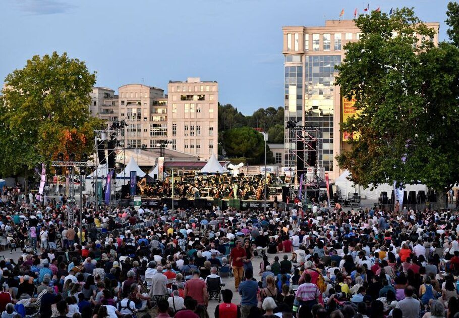 Μουσική στη γιορτή: Πώς να απολαύσετε το Φεστιβάλ Ράδιο Γαλλία χωρίς να ξοδέψετε ένα ευρώ