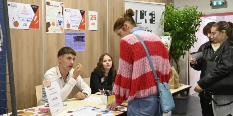 Du Taf A Volonte Pour La 6e Forum Emploi De Lunel