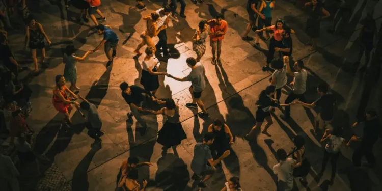 Montpeul Swing Faites Vos Premiers Pas En Lindy Hop Et Solo Jazz