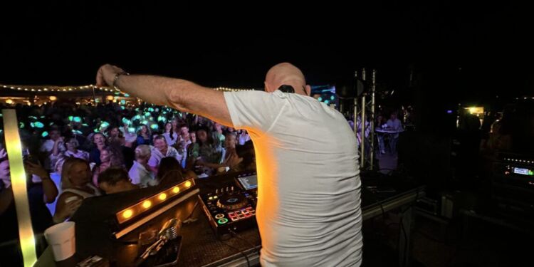 Philippe Corti Au Carre Mer Une Soiree Dj A Ne Pas Manquer Le 5 Septembre