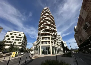 Montpellier Muse Le Futur Restau Au Pied De La Tour Higher Roch