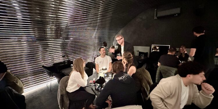 TUB : Le speakeasy secret de Montpellier où se mêlent illusion, mentalisme et magie