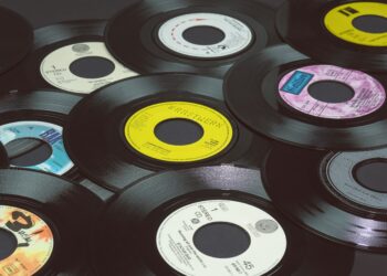 Vinyles et bulles en Fête au Salon du Disque de Pignan
