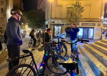 Montpellier : une balade de Noël illuminée à vélo