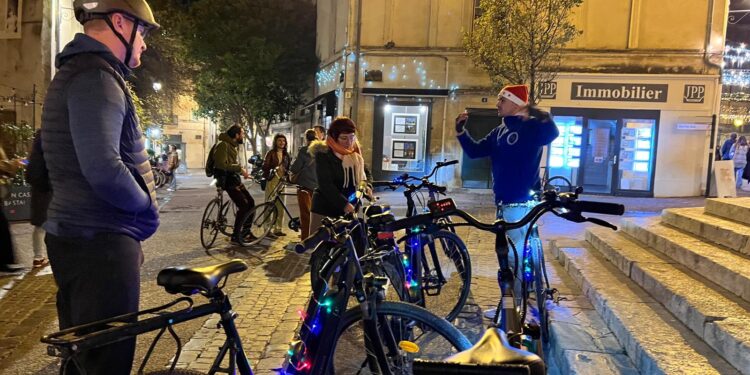 Montpellier : une balade de Noël illuminée à vélo