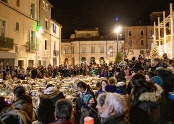 La transhumance lumineuse fête Noël à Lunel