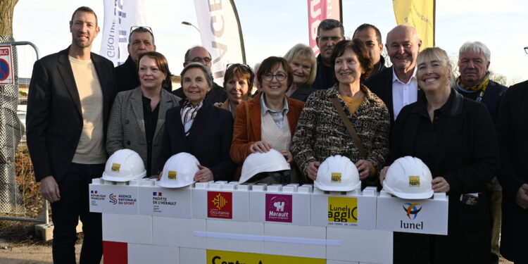 Lunel Agglo : La première pierre pour le futur centre aquatique