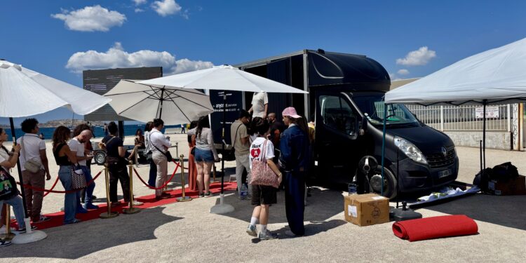 Le « Camion Casting » stationne à Montpellier pour dénicher les stars de demain
