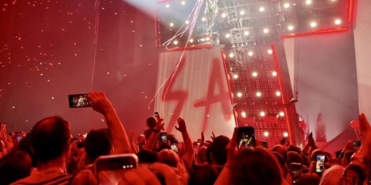 Santa à Montpellier : "Recommence-moi" en version géante à l'Arena ce jeudi 