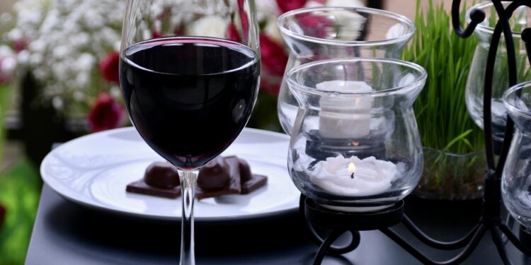 Une soirée vin et chocolat à la friperie La Clique