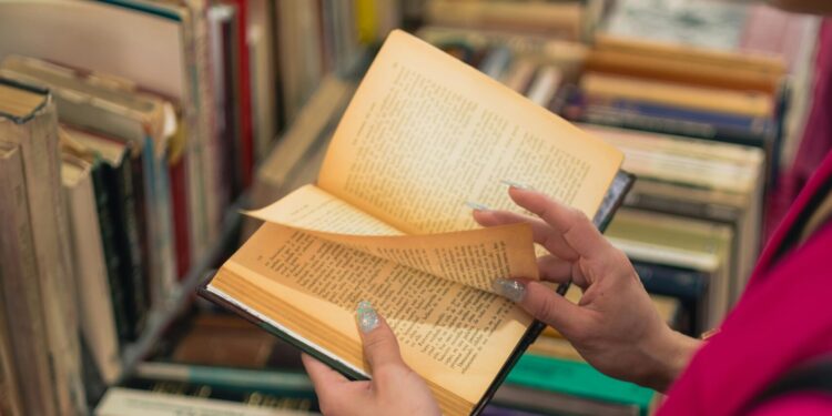 Montpellier : 13 000 livres et CD à prix cassé (0,50 € l'unité) !