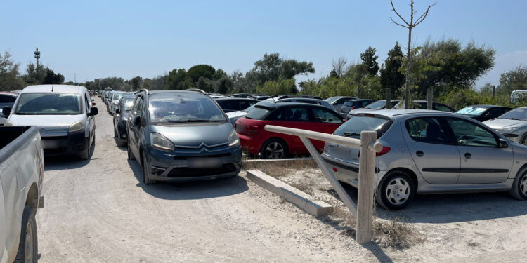 Parking du Petit Travers : circulation en sens unique dès le 1er juin