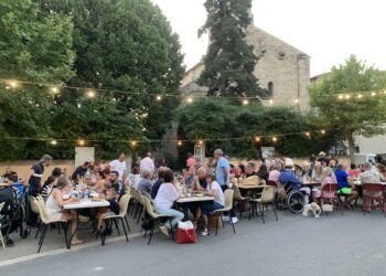 Aniane inaugure la soirée festive et gourmande « Place au Terroir » 