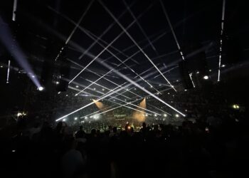 Le DJ Black Coffee aux arènes de Nîmes pour un set symphonique devant 14 000 personnes